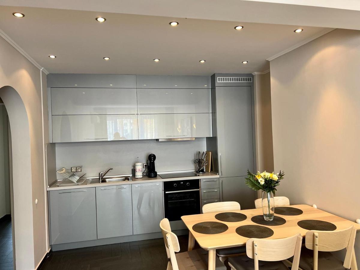 Excellent Location ! General Gurko Apartment 소피아 외부 사진